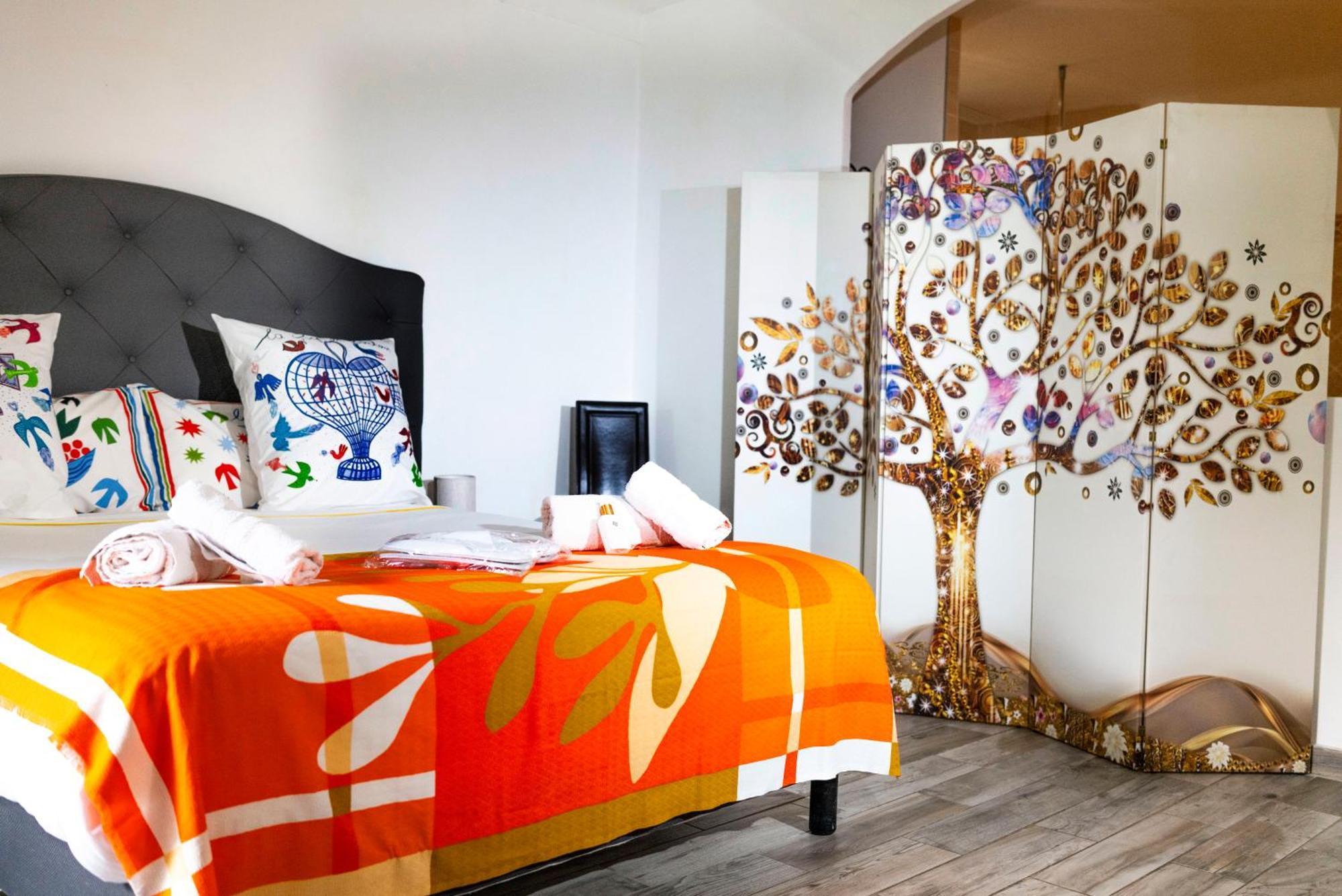 La Romana Luxe Et Serenite Au Coeur De Saint-Tropez Suites Spacieuses Avec Jardin Enchanteur Bagian luar foto